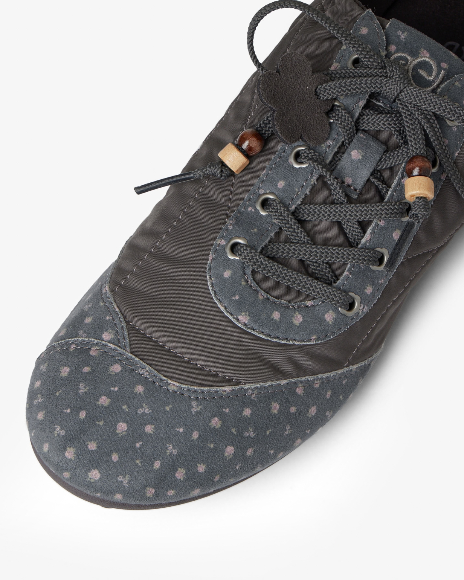 AEAE FLOWER TRAINER [CHARCOAL]