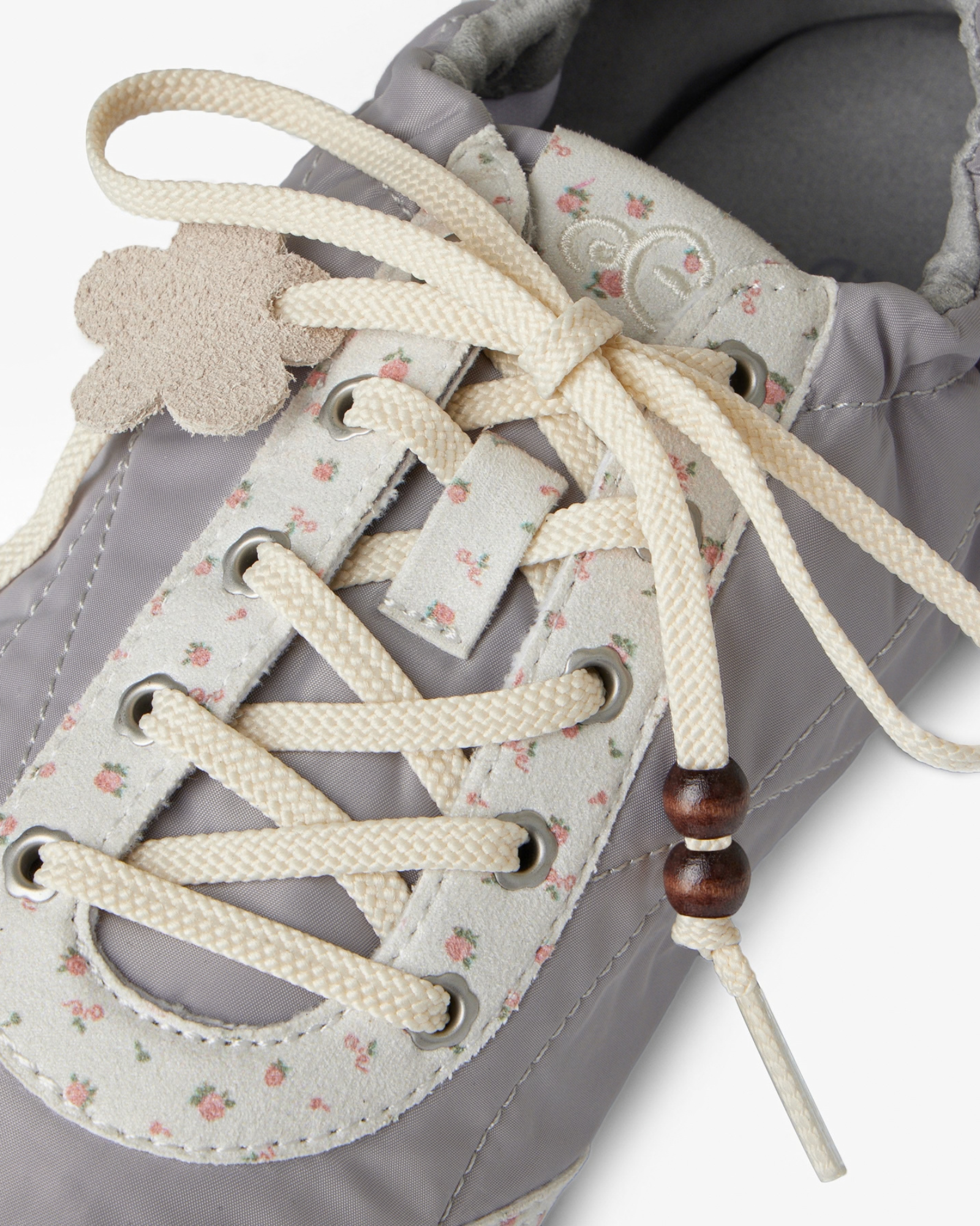 AEAE FLOWER TRAINER [LIGHT GREY]