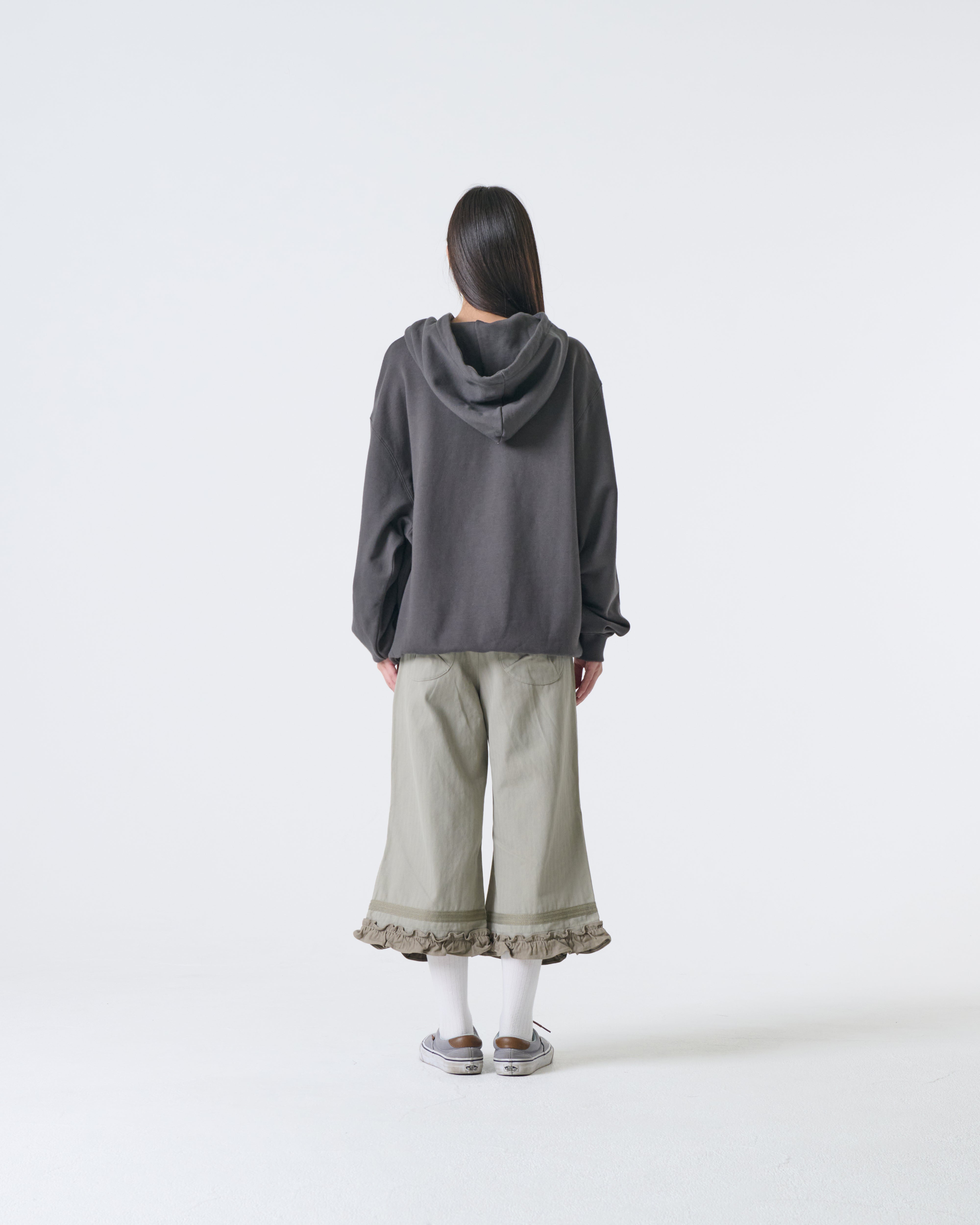APPLIQUE FLOWER LOGO HOODIE [DARK BROWN]
