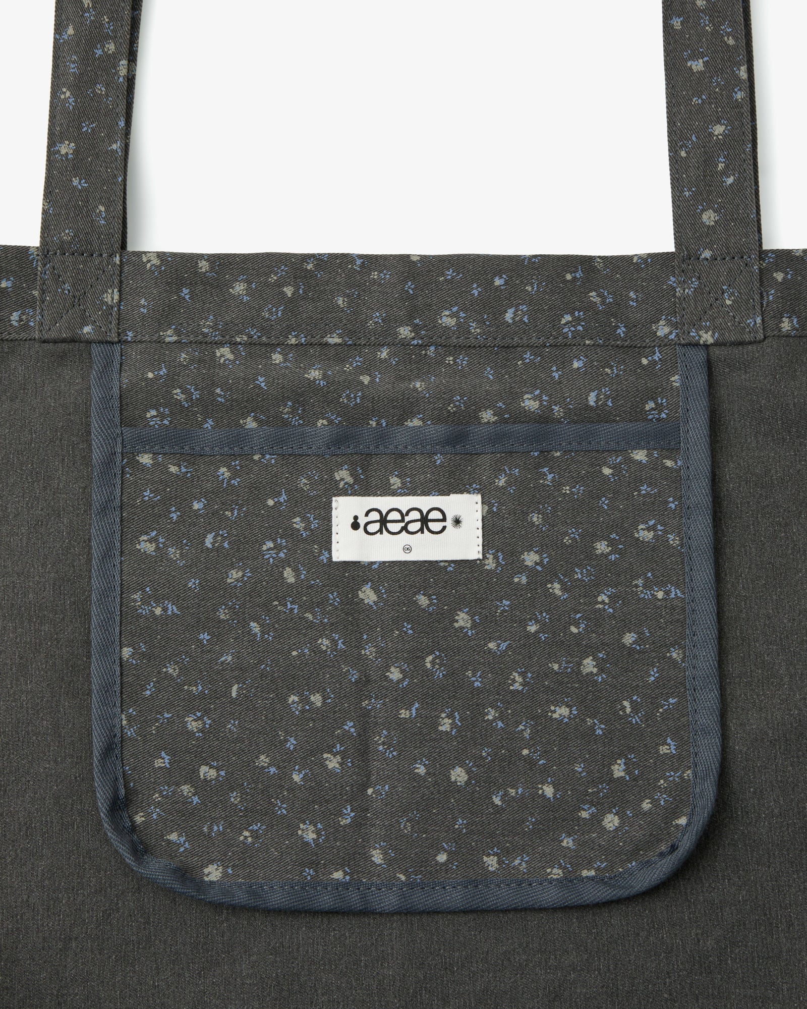 BREEZE TOTE BAG [FLOWER CHARCOAL]