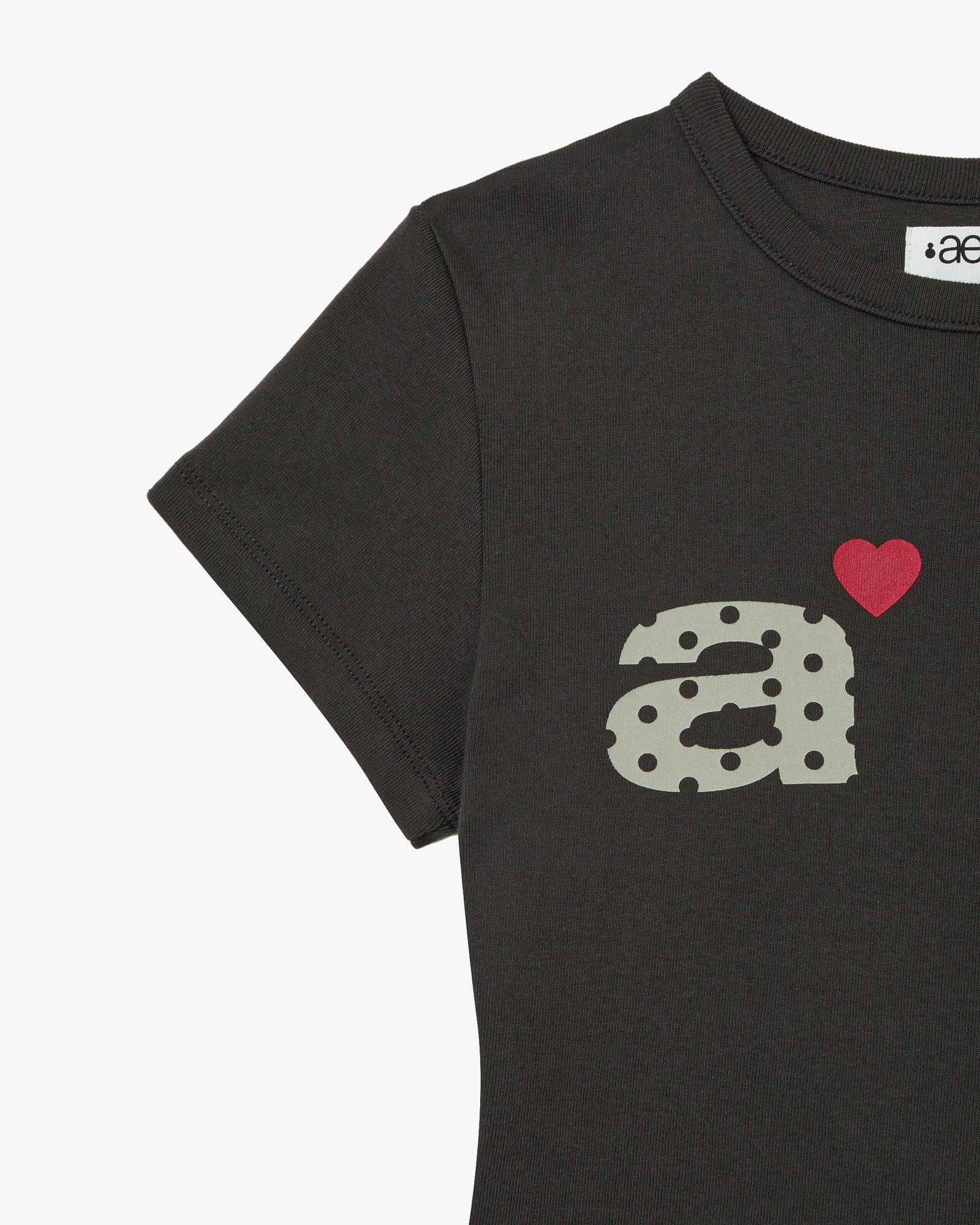 DOT SMALL LETTER TEE [DARK BROWN]
