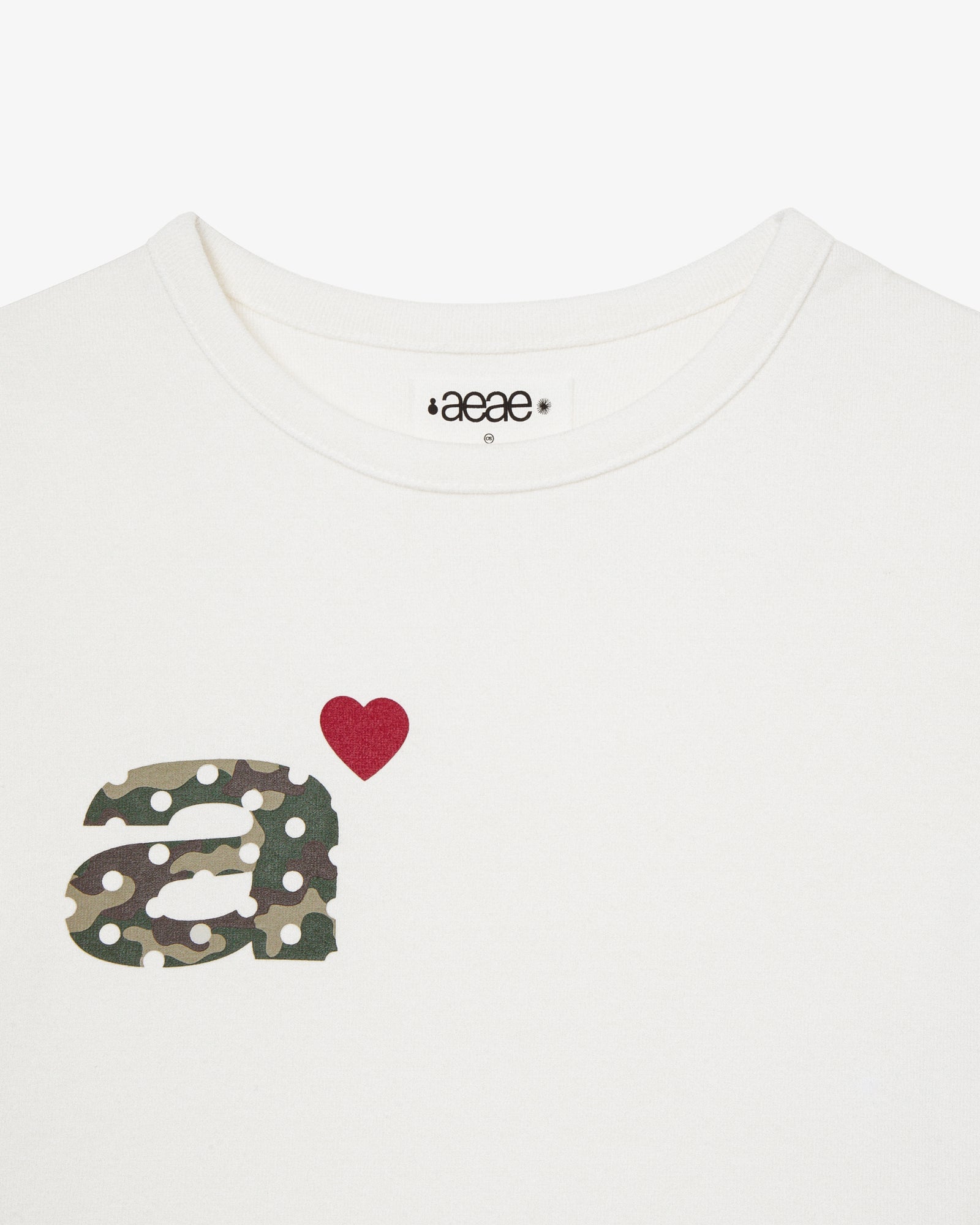 DOT SMALL LETTER TEE [WHITE/CAMO]