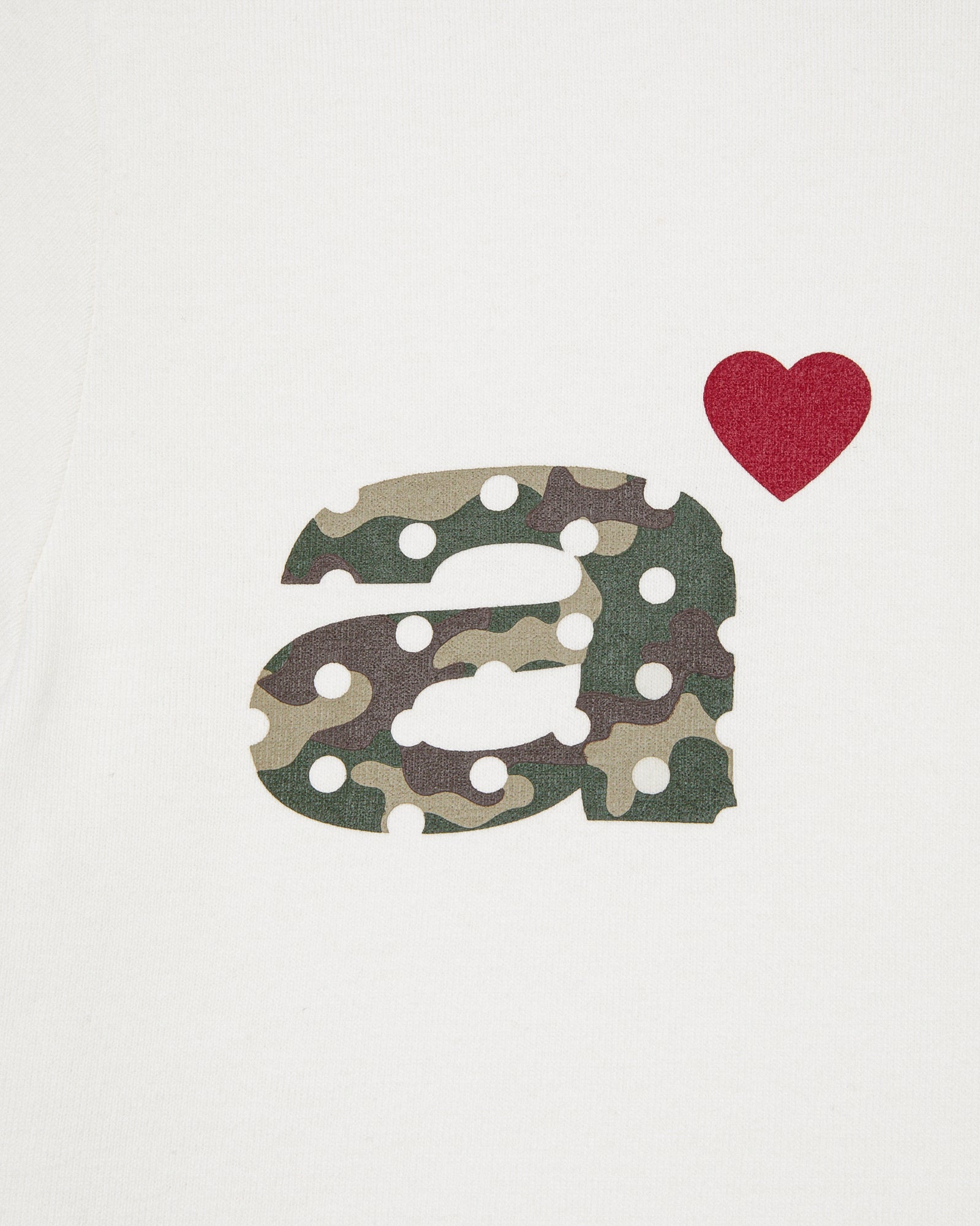 DOT SMALL LETTER TEE [WHITE/CAMO]
