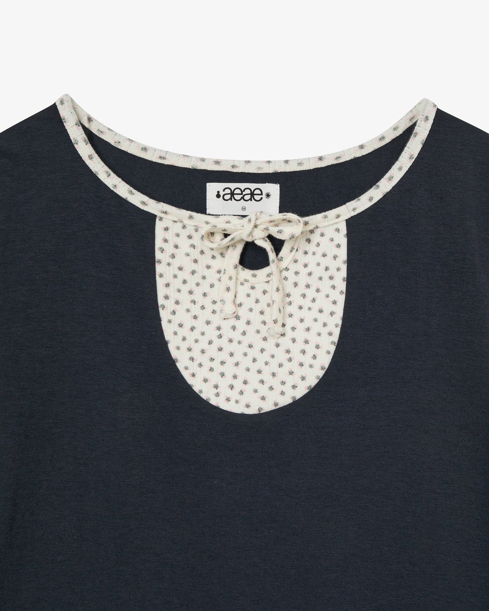 FLOWER BLOCK TEE [NAVY]