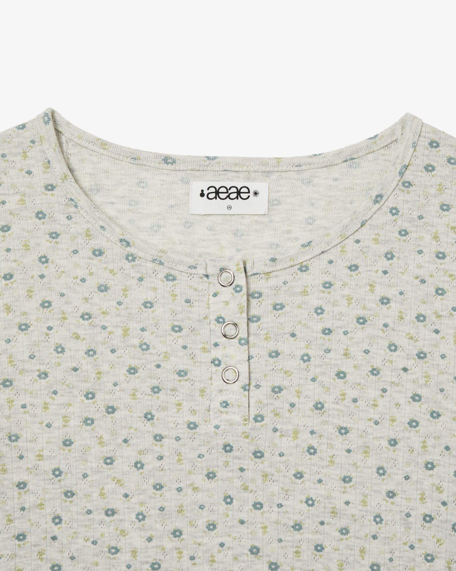 FLOWER HENLEY NECK TEE [OATMEAL]