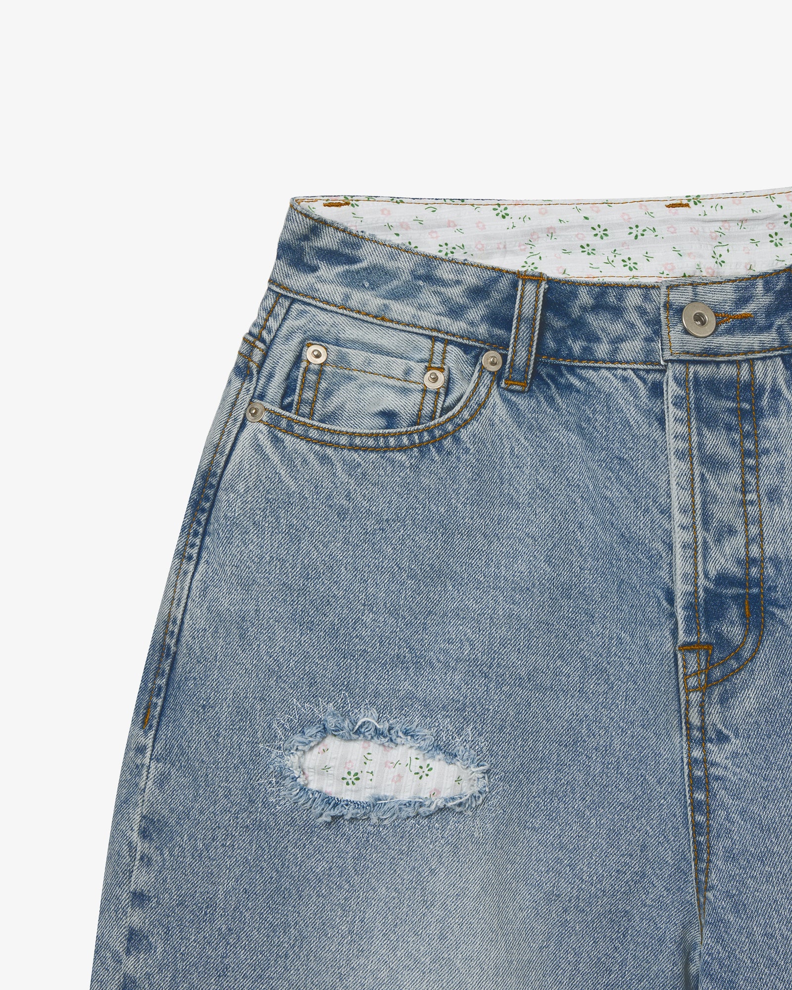 FLOWER PATCHWORK DENIM PANTS [LIGHT BLUE]