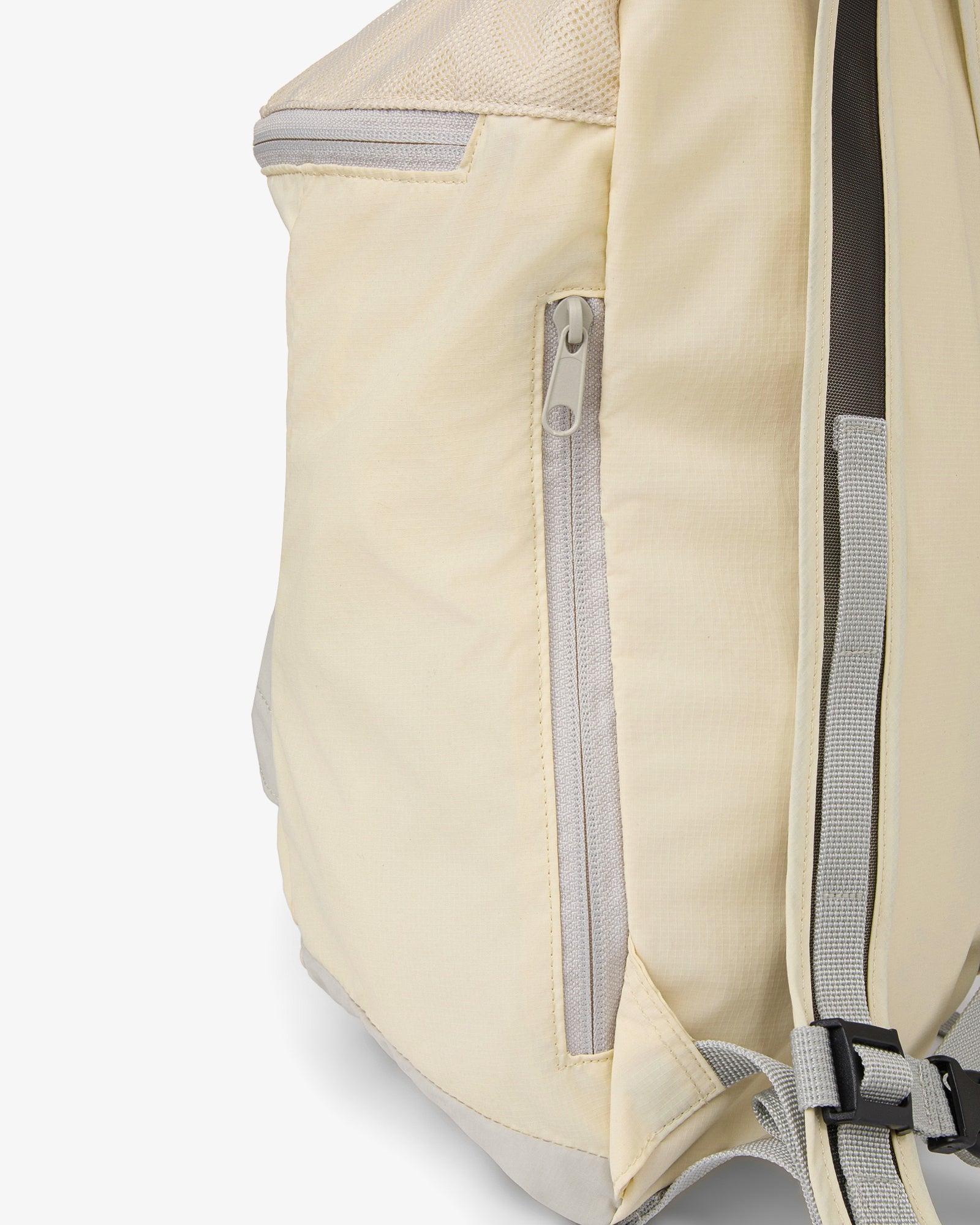 HIKING BACKPACK [BUTTER]