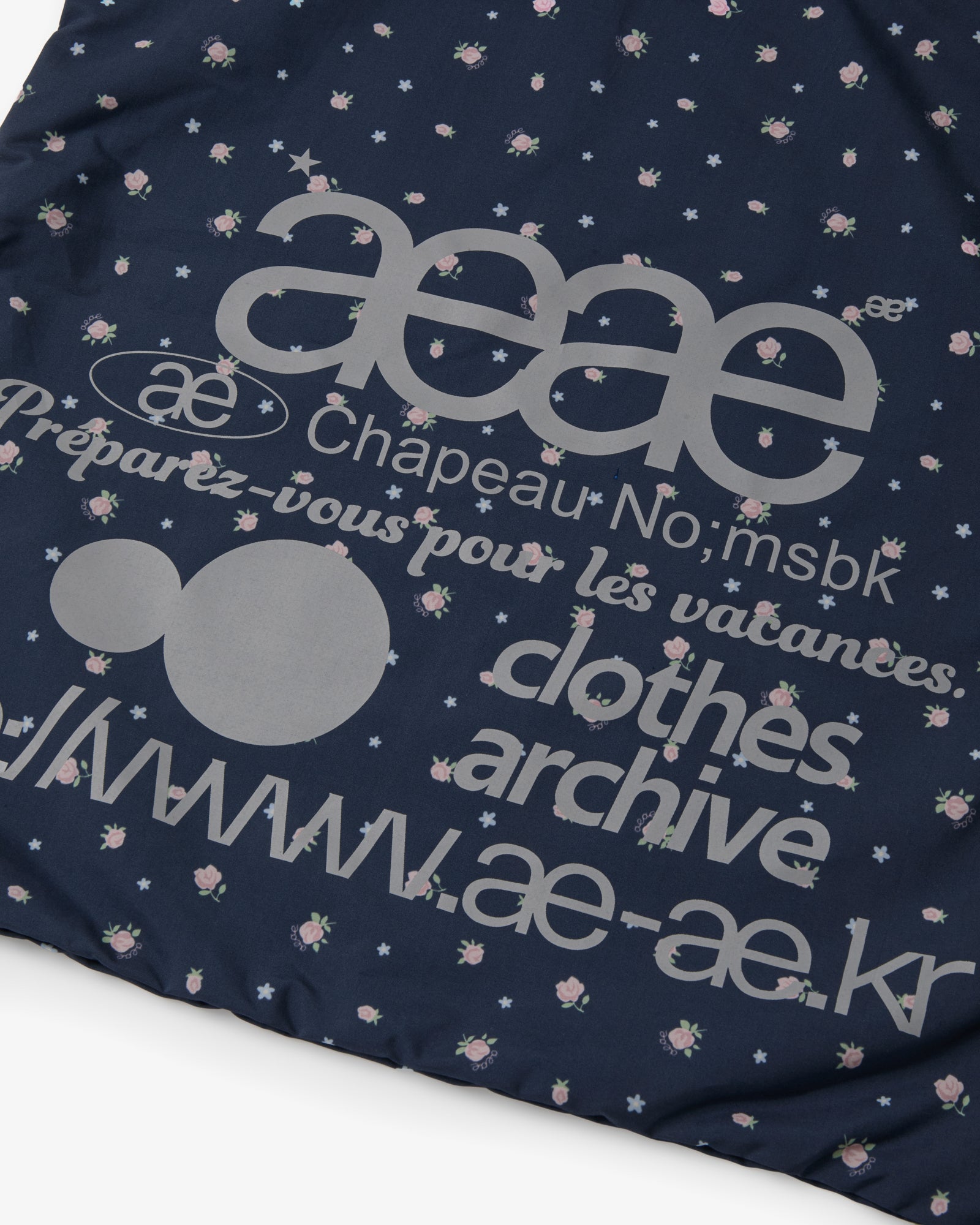 WEB LOGO FLOWER GYM SACK [NAVY]