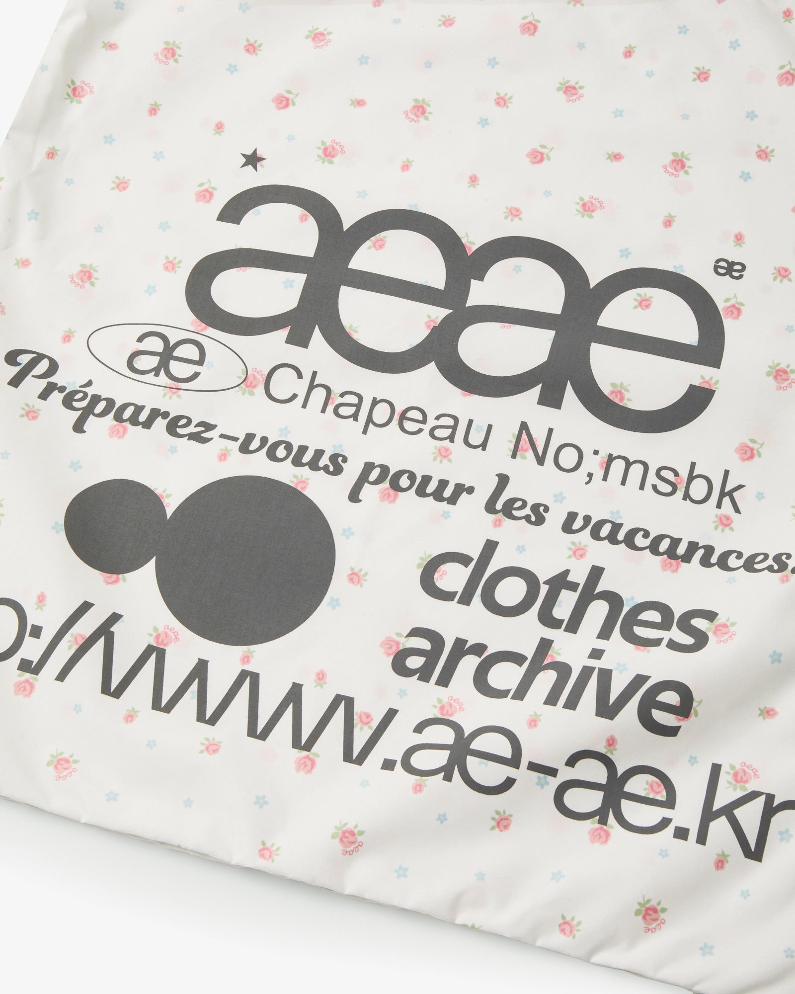 WEB LOGO FLOWER GYM SACK [WHITE]