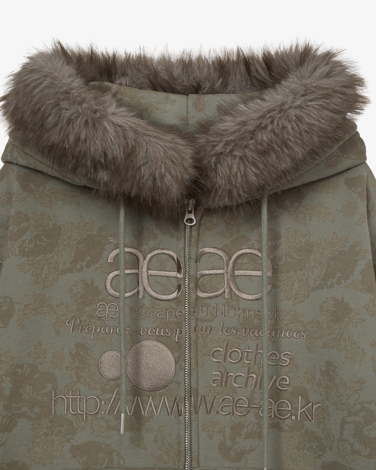 WEB LOGO FUR HOOD ZIP UP [KHAKI]