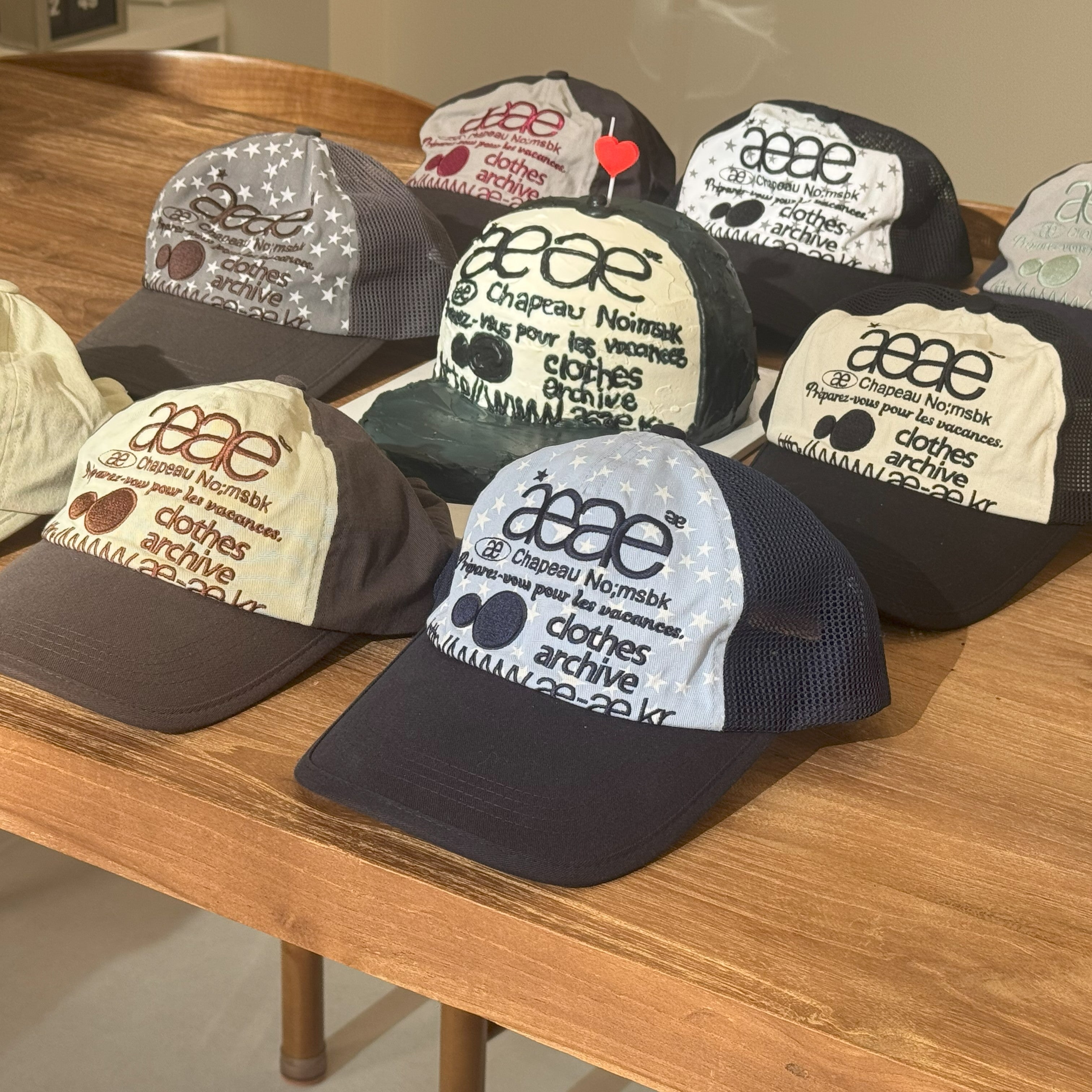 aeae キャップ aeae キャップ の通販 by Momo｜ラクマ